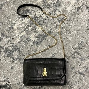 Stuart Weitzman soho chain wallet